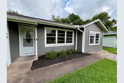 3009 Robinson Boulevard, Texas City, TX 77590 - Photo 2