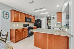8302 Coriander Ln, Baytown, TX 77521 - Photo 14