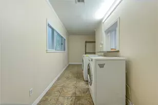 1932 W Bell St, Houston, TX 77019 - Photo 12