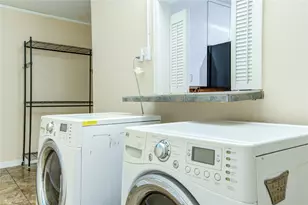 1932 W Bell St, Houston, TX 77019 - Photo 24
