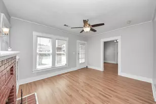 6 Jenkins St, Houston, TX 77003 - Photo 16