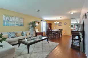 21711 Cascade Hollow Ln, Spring, TX 77379 - Photo 2