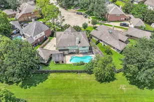 1402 Pine Meadow Ct, Pearland, TX 77581 - Photo 32