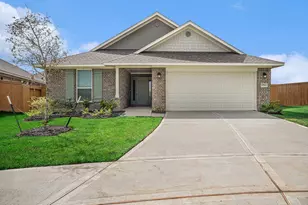 13614 Sabine Lk Dr, Texas City, TX 77568 - Photo 1