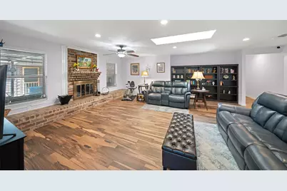 10710 Idlebrook Drive, Houston, TX 77070 - Photo 2