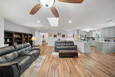 10710 Idlebrook Drive, Houston, TX 77070 - Photo 4