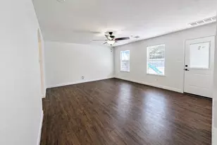 2019 Briar Grove Dr, Conroe, TX 77301 - Photo 14