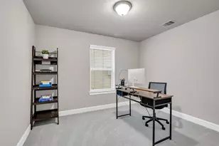10607 Centre Forest Dr, Houston, TX 77043 - Photo 32