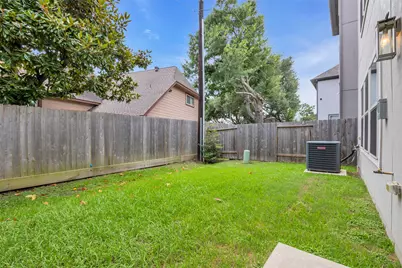 10607 Centre Forest Drive, Houston, TX 77043 - Photo 40