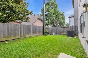 10607 Centre Forest Dr, Houston, TX 77043 - Photo 40