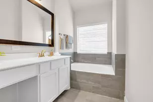 10607 Centre Forest Dr, Houston, TX 77043 - Photo 36