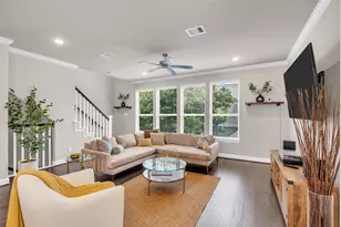 10607 Centre Forest Dr, Houston, TX 77043 - Photo 14