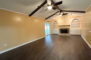 405 Rose Marie Blvd, Hearne, TX 77859 - Photo 6