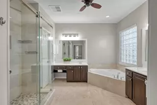 42 E Knightsbridge Dr, The Woodlands, TX 77385 - Photo 20