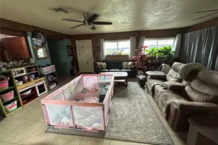 2431 Bayou Dr Dr, League City, TX 77573 - Photo 2