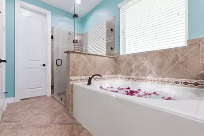 2404 Mallorca Pass, League City, TX 77573 - Photo 24