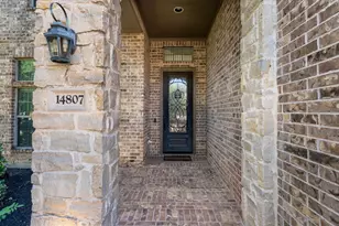 14807 Diane Manor Ln, Humble, TX 77396 - Photo 2