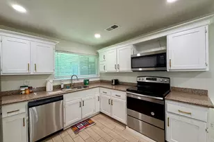 23107 Banquo Dr, Spring, TX 77373 - Photo 6