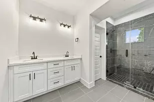 8707 Westcott Rd, Houston, TX 77016 - Photo 16