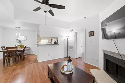 18800 Egret Bay Boulevard #300, Houston, TX 77058 - Photo 6