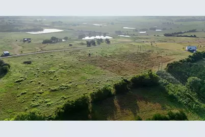 227 Vineyard View Trail, Carmine, TX 78932 - Photo 4