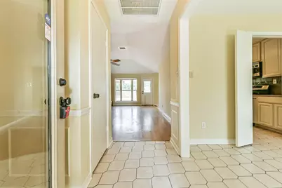 15723 Firthridge Court, Houston, TX 77598 - Photo 2