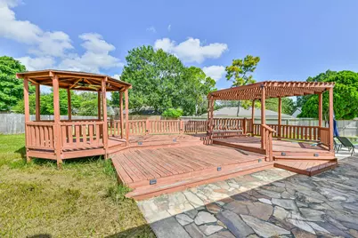 15723 Firthridge Court, Houston, TX 77598 - Photo 16