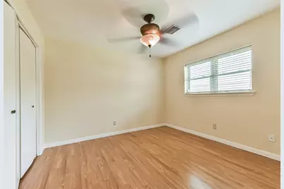 15723 Firthridge Court, Houston, TX 77598 - Photo 12