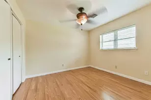 15723 Firthridge Ct, Houston, TX 77598 - Photo 12