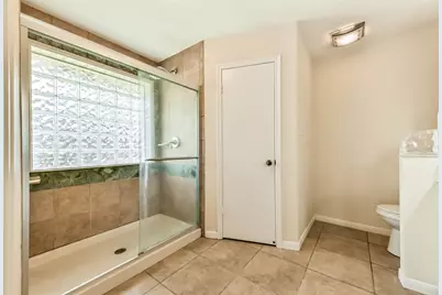 15723 Firthridge Court, Houston, TX 77598 - Photo 10