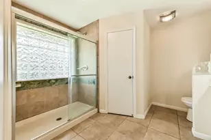 15723 Firthridge Ct, Houston, TX 77598 - Photo 10