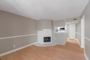 4635 Wild Indigo St, Houston, TX 77027 - Photo 4