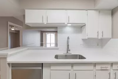 4635 Wild Indigo Street #505, Houston, TX 77027 - Photo 14