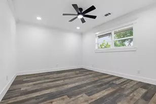 4002 Montego Dr, Baytown, TX 77521 - Photo 10