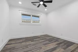 4002 Montego Dr, Baytown, TX 77521 - Photo 12