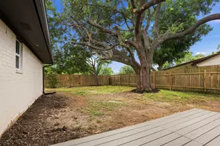 4002 Montego Dr, Baytown, TX 77521 - Photo 20