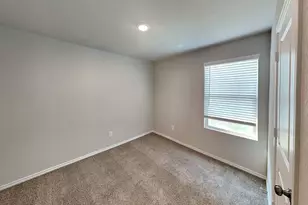 4240 Thalweg Way, San Antonio, TX 78223 - Photo 14