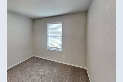 4240 Thalweg Way, San Antonio, TX 78223 - Photo 12
