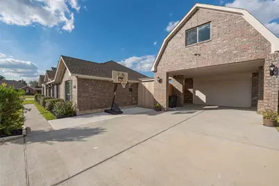 2118 Gilbert Road, League City, TX 77539 - Photo 4