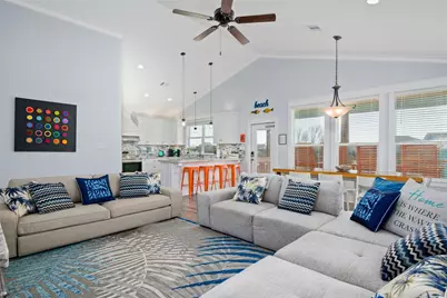 2565 Palm Drive, Crystal Beach, TX 77650 - Photo 4