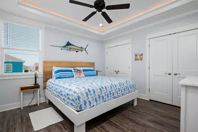 2565 Palm Drive, Crystal Beach, TX 77650 - Photo 18