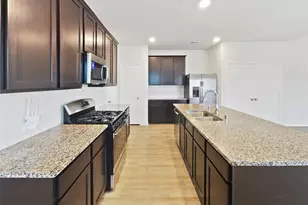 425 Camas Creek Ln, Magnolia, TX 77354 - Photo 6