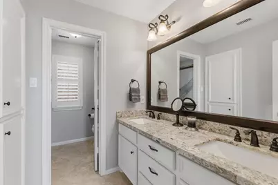 2 Villas Ways Drive, Conroe, TX 77356 - Photo 32