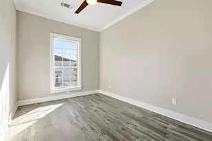 514 E 29th St, Houston, TX 77008 - Photo 16