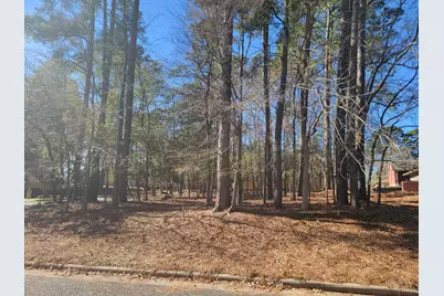 601 Hillcrest Circle, Huntsville, TX 77340 - Photo 2