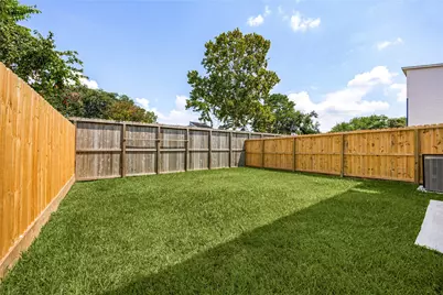 5018 Golden Forest Drive, Houston, TX 77091 - Photo 16