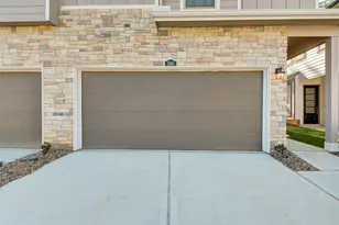 590 Dry Fork Ln, Conroe, TX 77304 - Photo 4