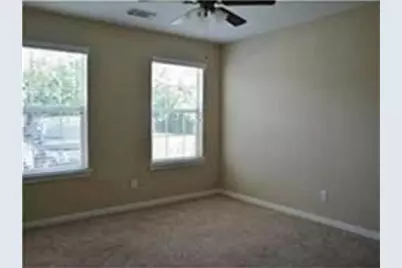 4426 25th Street #D, Dickinson, TX 77539 - Photo 10