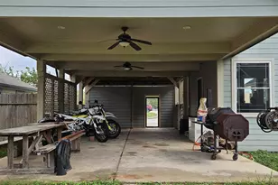 409 Perkins Ave, League City, TX 77573 - Photo 28