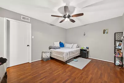 10199 Beekman Place Drive, Houston, TX 77043 - Photo 28